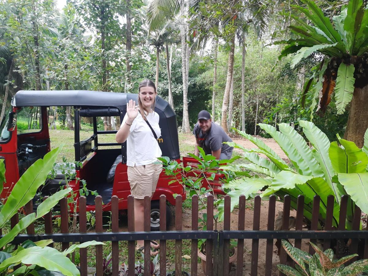 Nature'S Hideout Holiday Home Mirigama ภายนอก รูปภาพ