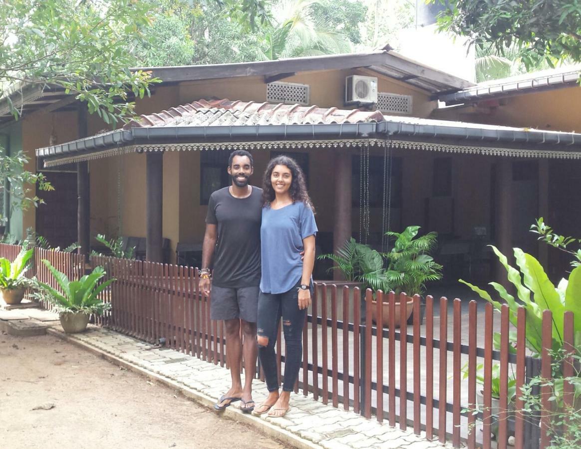 Nature'S Hideout Holiday Home Mirigama ภายนอก รูปภาพ